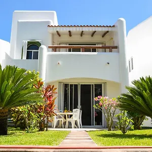 https://villa-playa-vintage.quintano-roohotels.com